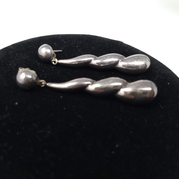 STERLING SILVER TWISTED TEARDROP EARRINGS - Picture 3 of 4